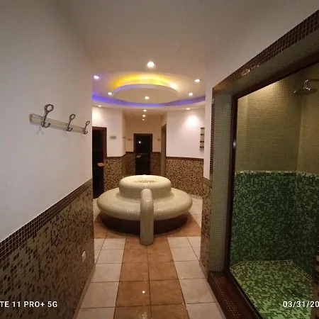 Studio D06, Green Life Μπάνσκο
